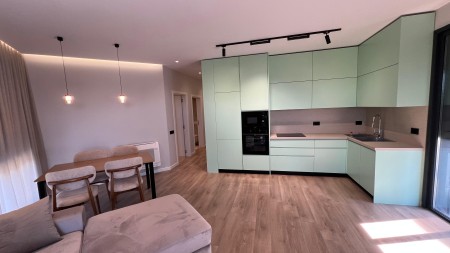 Tek Liqeni, Jepet Me Qira Super Apartament 2+1+2, Totalisht I Investuar!!