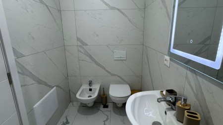 Jepet Me Qira, Super Apartament 2+1+2, Tek 5-Maji, "City Garden Residence" !!