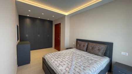 Ne Misto Mame, Shitet Apartament 1+1, I Mobiluar!!