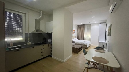 Ne Kinostudio, Shiten 2 Garsoniere dhe 6 Apartamente 1+1, Ideale Per Investim!!!