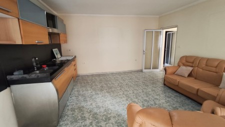 Ne Myslym Shyri, Shitet Apartament 3+1 Me Planimetri Perfekte!!