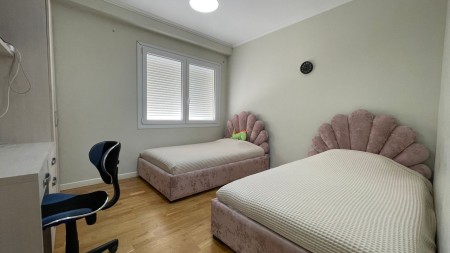 Tek Kopshti Botanik, Shitet Apartament 3+1+2 Me Verande Me Pamje !!!