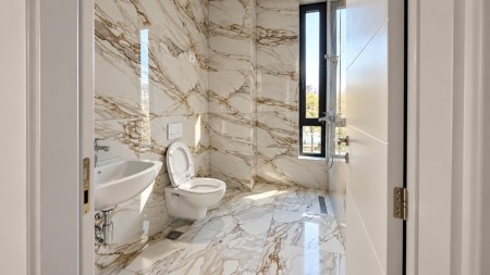 Tek "City Garden Residence", Jepet Ambient Me Qira, Ideal Per Zyra !!!