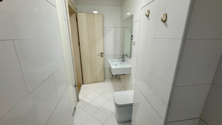 Tek 9-Kateshet, Jepet Me Qera Ambient Open Space, I Pershtatshem Per Zyra !