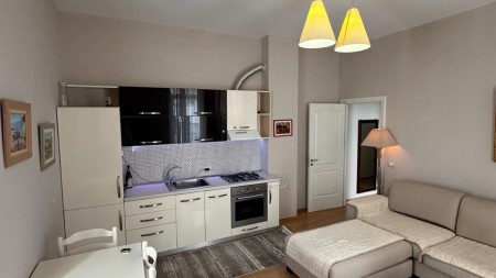 Tek Kopshti Botanik, Shitet Super Apartament 1+1 Totalisht I Investuar !!