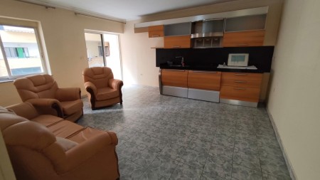 Ne Myslym Shyri, Shitet Apartament 3+1 Me Planimetri Perfekte!!