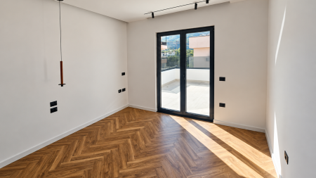 Tek Kodra Diellit, Shitet Super Apartament 2+1+Garazhd, Totalisht I Investuar !!