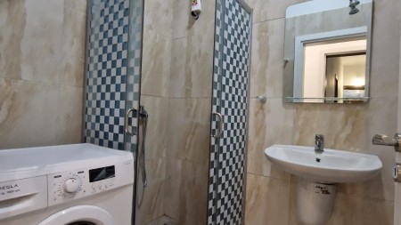 Cmim Okazion !! Tek Liqeni I Thate, Shitet Super Apartament 2+1, Me Planimetri Dhe Vendndodhje Perfekte !!