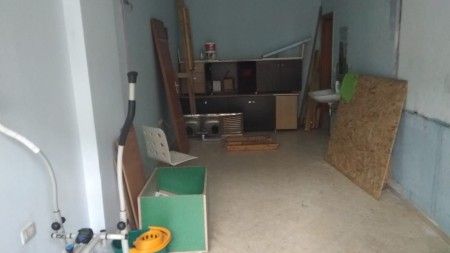 Tek Nobis, Shitet Dyqan !!!