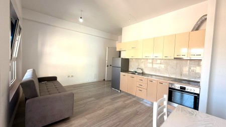 Tek Kompleksi Mangalem, Jepet Me Qira Apartament 1+1 Ne Ndertim Te Ri!!