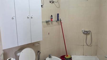 Tek Kodra e Diellit, Shitet Super Apartament 2+1, Me Location Perfekt !!