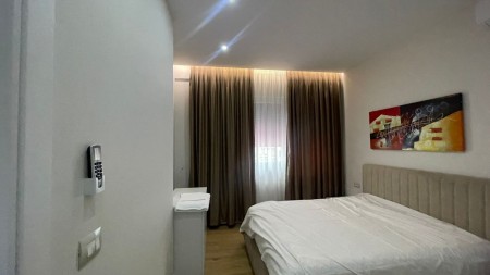 Ne Kinostudio, Shiten 2 Garsoniere dhe 6 Apartamente 1+1, Ideale Per Investim!!!