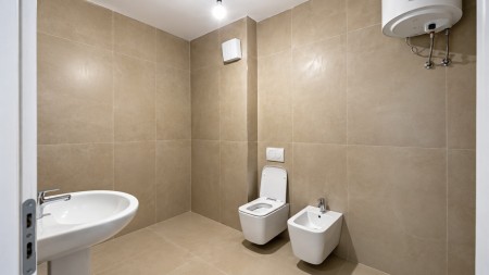Ne Paskuqan, Tek Hallaci Residence 1, Shitet Super Apartament 2+1, Me Planimetri Perfekte!!!