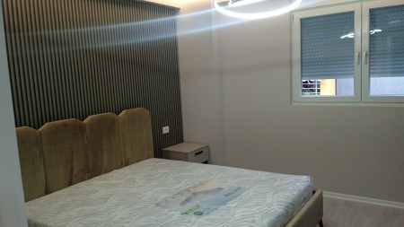 Ne Fresk, Jepet Me Qira Apartament 2+1, Gati Per Banim!!!