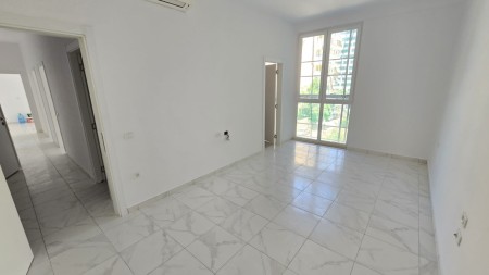 Tek Corner Residence, Jepet Me Qira Apartament 3+1, Me Planimetri Dhe Vendndodhje Perfekte!