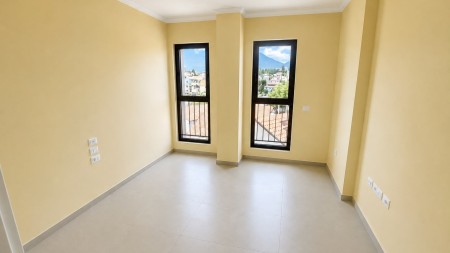 Cmim Okazion !! Tek Ish-Tregu Elektrik, Shitet Apartament 2+1+2, Me Orientim Perfekt !!
