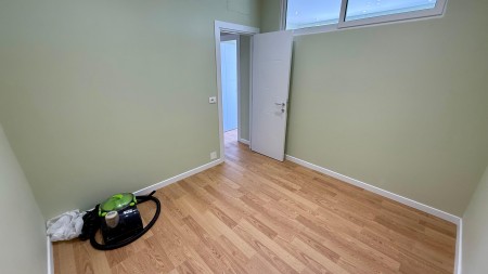 Tek Myslym Shyri, Shitet Apartament 2+1, I Investuar Totalisht Dhe Me Pamje Spektakolare!!!