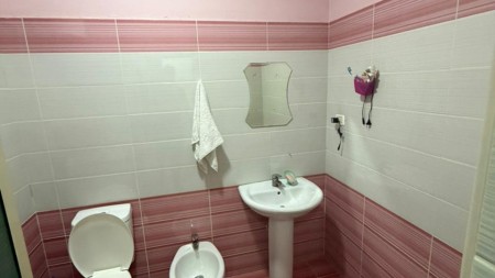 Ne Paskuqan, Shitet Apartament 1+1 Me Planimetri Te Rregullt Dhe Te Bollshme!!!