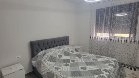 Ne Allias, Jepet Me Qira Apartament 1+1, Gati Per Banim !!!