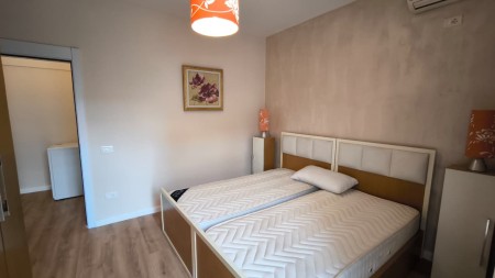 Tek Mine Peza Shitet Apartament 1+1 I Investuar!!!