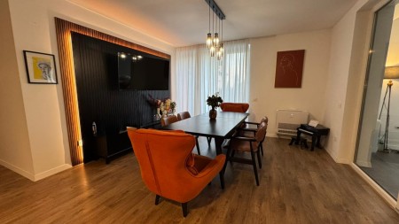 Tek Secret Garden 2, Shitet Super Apartament 2+1+2 Me Oborr!!