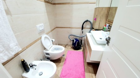 Tek Rruga E Kosovareve, Shitet Super Apartament 2+1+2, Totalisht I Investuar !
