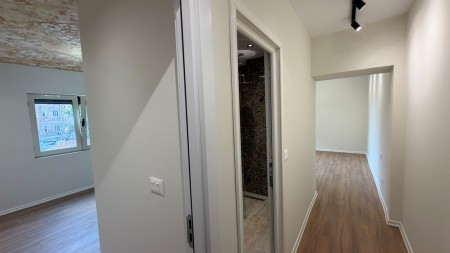 Prane Mine Pezes, Shitet Apartament 1+1 Perfekte Per Investim!!