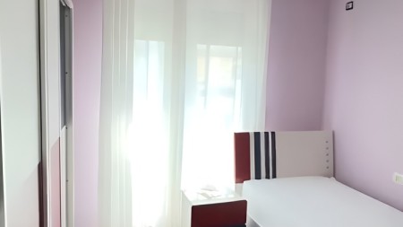 Tek Kopshti Zoologjik, Shitet Super Apartament 2+1+2 Me Planimetri Dhe Orientim Perfekt !!!
