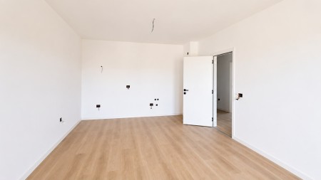Tek Ringside Residences, Shitet Apartament 2+1, Ne Faze Perfundimtare Me Planimetri Perfekte !!!