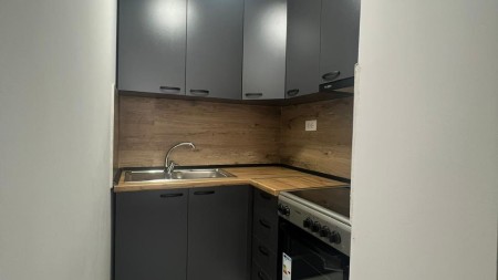 Ne Don Bosko, Jepet Me Qira, Apartament 1+1+Post Parkimi, Ideal Per Banim!!!
