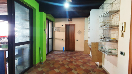 Ne Myslym Shyr, Shitet Vile 4-Kateshe Totalisht E Mobiluar Dhe Me Lokacionin Perfekt!!!