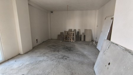 Okazion, Tek Tirana Porta e Re, Shitet Apartament 2+1+2 Me Planimetri Te Rregullt !!!