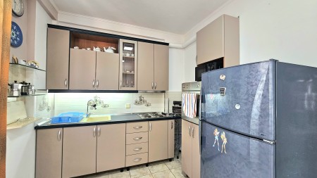 Tek Rruga E Elbasanit, Jepet Me Qira Apartament 2+1, Totalisht I Mobiluar!!!