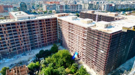 Okazion Kleringu !! Tek Riverside Residence, Shitet Apartament 3+1+2, Me Planimetri Te Rregullt!