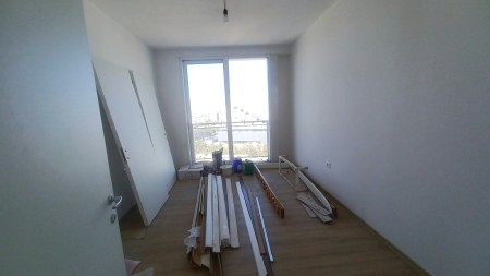 Prane Farmacise 10, Jepet Me Qira Apartament 2+1+2, Ideal Per Banim !!!