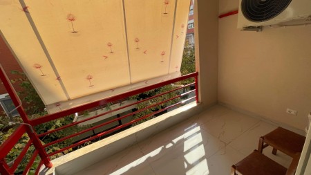 Tek Liqeni I Thate, Jepet Me Qira Apartament 2+1+2, Me 2 Poste Parkimi Te Perfshira Ne Cmim!!!
