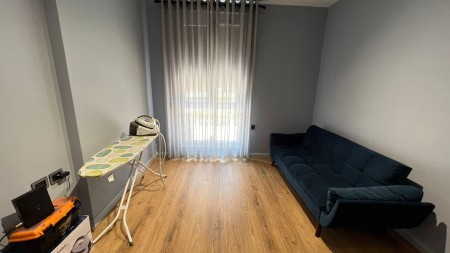 Tek Liqeni I Thate, Shitet Apartament 2+1 Totalisht I Investuar!!!
