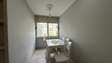 Ne Fresk, Shitet Apartament 2+1, Me Planimetri Perfekte !!
