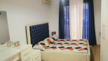 Ne Astir, Shitet Apartament 2+1 Me Planimetri Perfekte Dhe Post Parkimi I Perfshire Ne Cmim !!