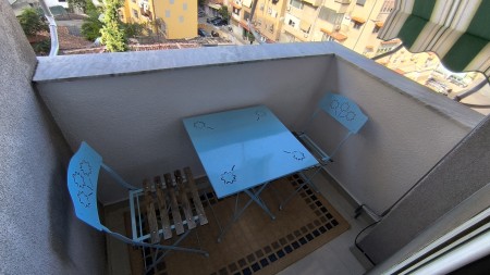 Tek Piazza, Jepet Me Qira Apartament 2+1, Totalisht I Investuar !!!