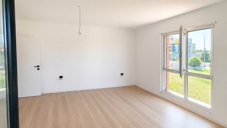 Tek Ringside Residences, Shitet Apartament 2+1, Ne Faze Perfundimtare Me Planimetri Perfekte !!!