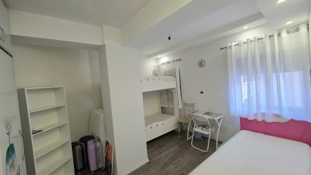 Ne Selite, Prane Universitetit Barleti, Shitet Super Apartament 2+1, Ideal Per Banim Dhe Investim !!!