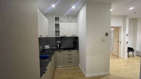 Ne Kinostudio, Shiten 2 Garsoniere dhe 6 Apartamente 1+1, Ideale Per Investim!!!