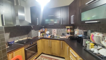 Ne Astir, Shitet Apartament 2+1 Me Hapesira Te Bollshme!!!