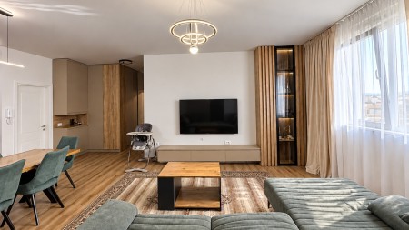 Prane Shkolles Se Baletit, Shitet Apartament 2+1, I Investuar Totalisht!!!