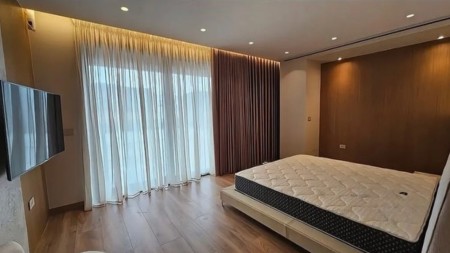 Tek Luminor Residence, Jepet Me Qira, Vile Luksoze 4 Kateshe !!