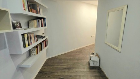 Ne Selite, Prane Universitetit Barleti, Shitet Super Apartament 2+1, Ideal Per Banim Dhe Investim !!!
