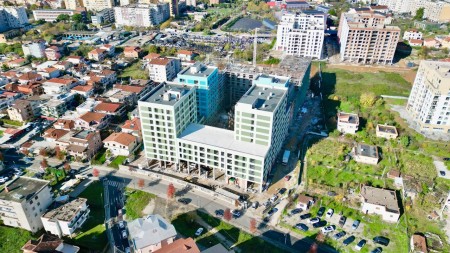 Tek Splendor Residence, Shitet Apartament 2+1+2 Me Planimetri Te Rregullt Ne faze Perfundimtare !!!