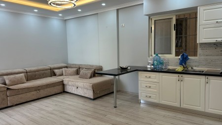 Ne Fresk, Shitet Apartament 2+1, Me Planimetri Perfekte !!