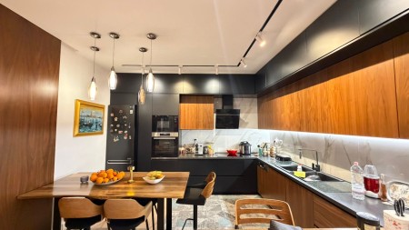 Tek Rezidenca Kodra Diellit 2, Shitet Super Apartament 2+1+2, Totalisht I Investuar !!